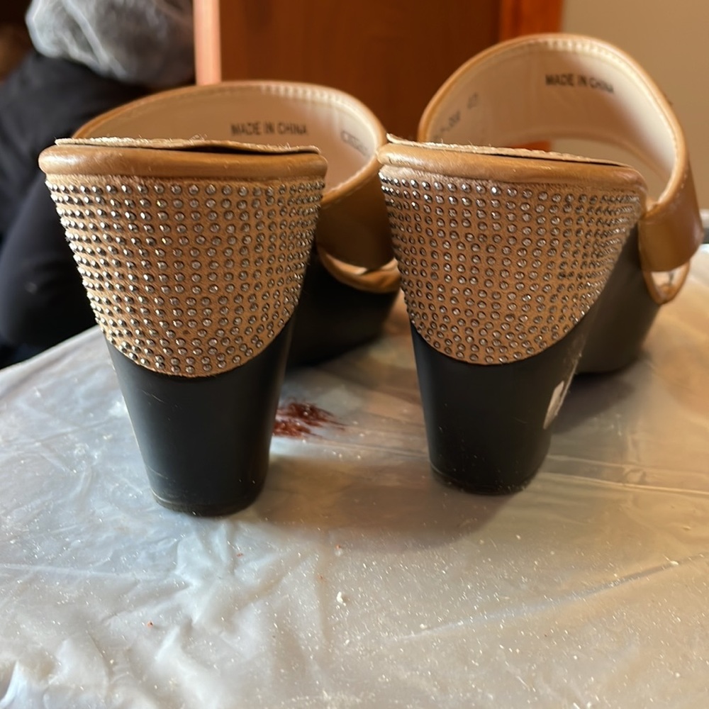 Sandal - Picture 5 of 7